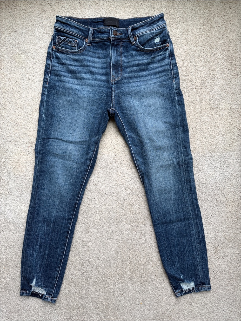 Buckle Black Women's Dark Blue Skinny Jeans